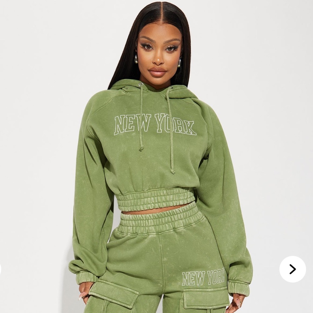 Fashion Nova - Olive Washed Cargo Sweatpant Set
